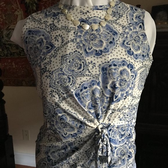 TOMMY HILFINGER:  BLUE AND WHITE  TOP SIZE M - Picture 1 of 1